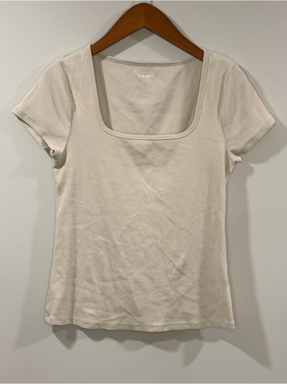 Old Navy Women’s Cream Square Neck Short Sleeve Tee Size L